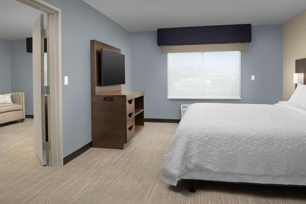 Hampton Inn Warroad Δωμάτιο φωτογραφία